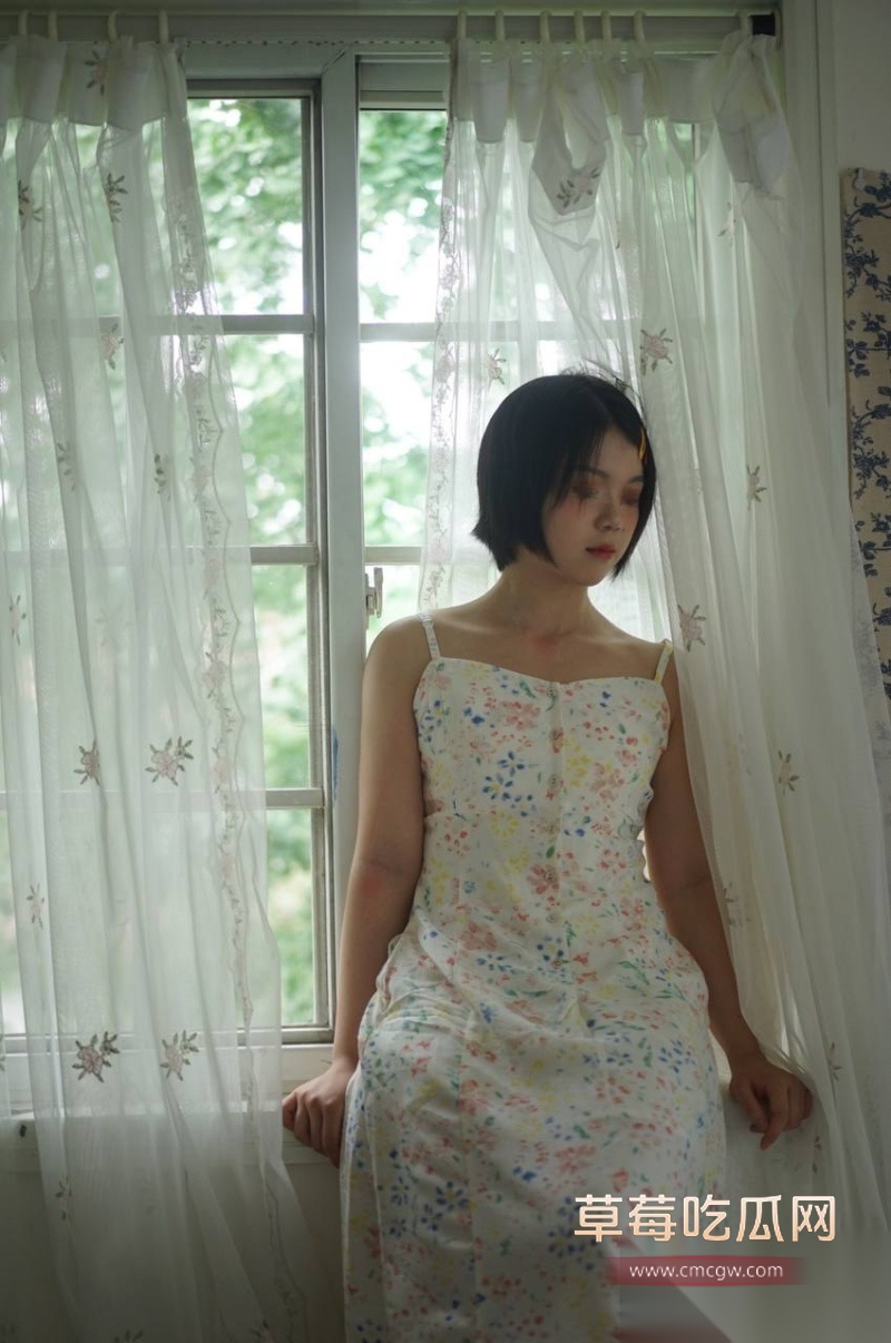 广州大学20岁极品李嘉馨私密流出 10