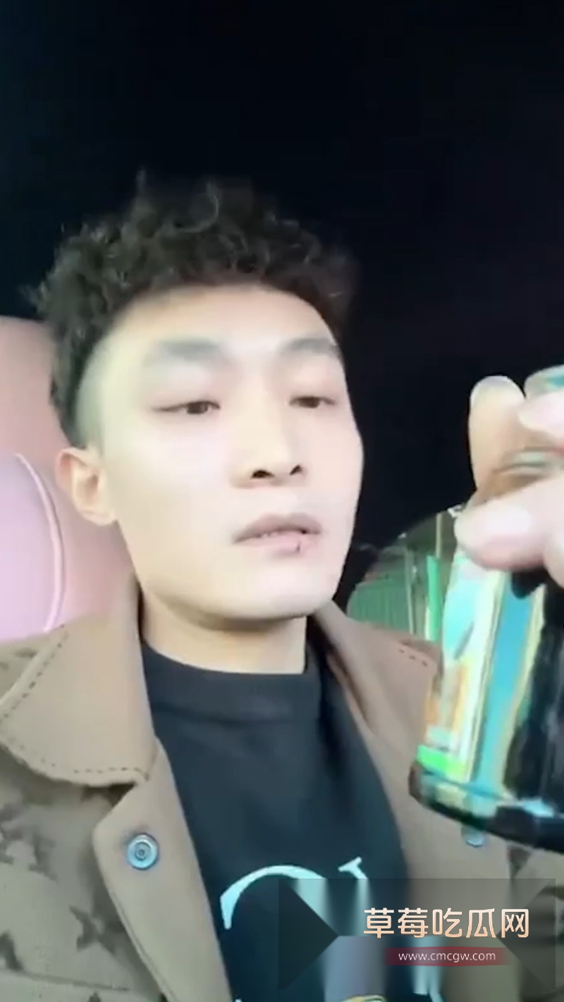 湖南郴州烟花店老板彭海勇  3