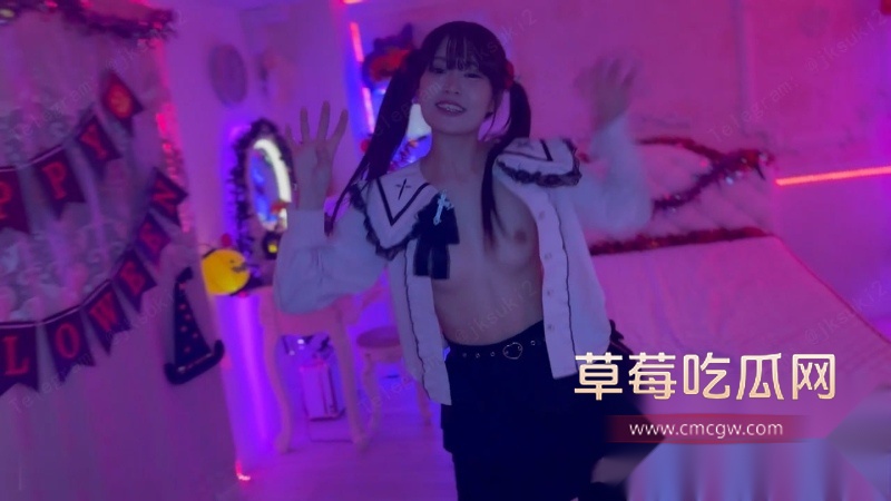 日本超火抖音风裸体舞蹈 6