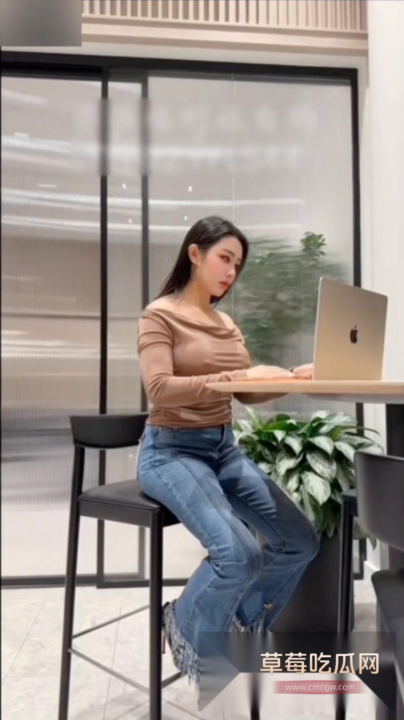 极品超美整活御姐汐梦瑶新作 1