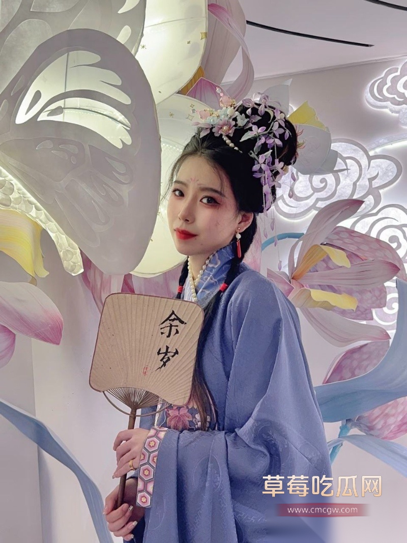 高颜值极品嫩妹 3 高颜值极品嫩妹 3