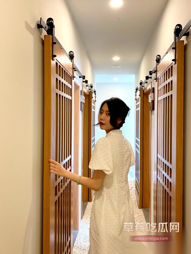 高颜值极品嫩妹 8 高颜值极品嫩妹 8