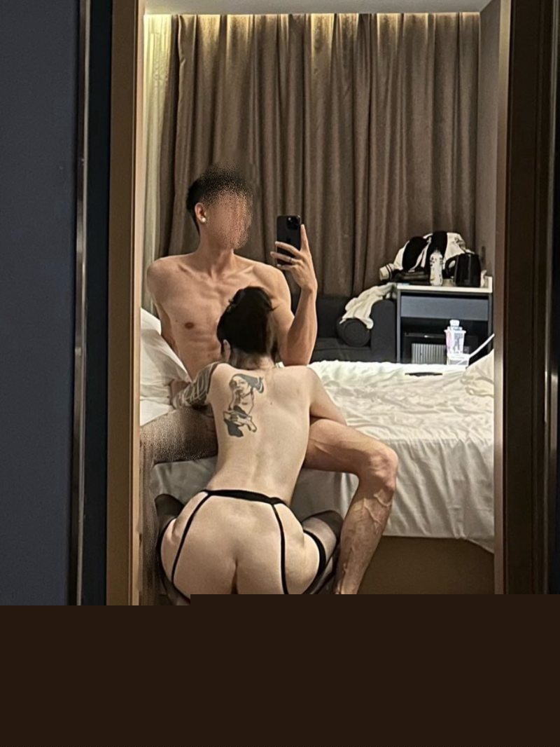 巨乳女神 Aiyo哟 大尺度私拍合集12