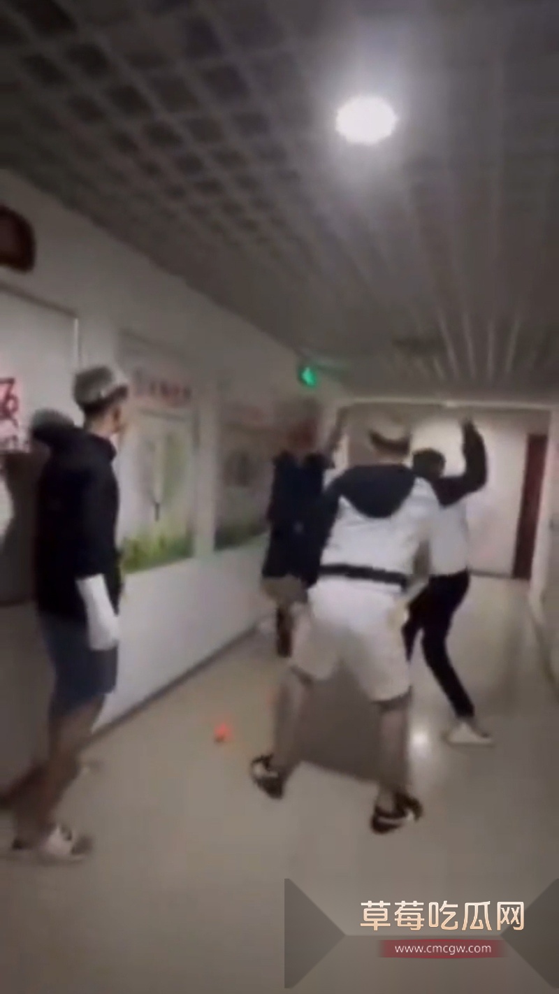 抖音热搜国服典韦砍人事件 8 抖音热搜国服典韦砍人事件 8