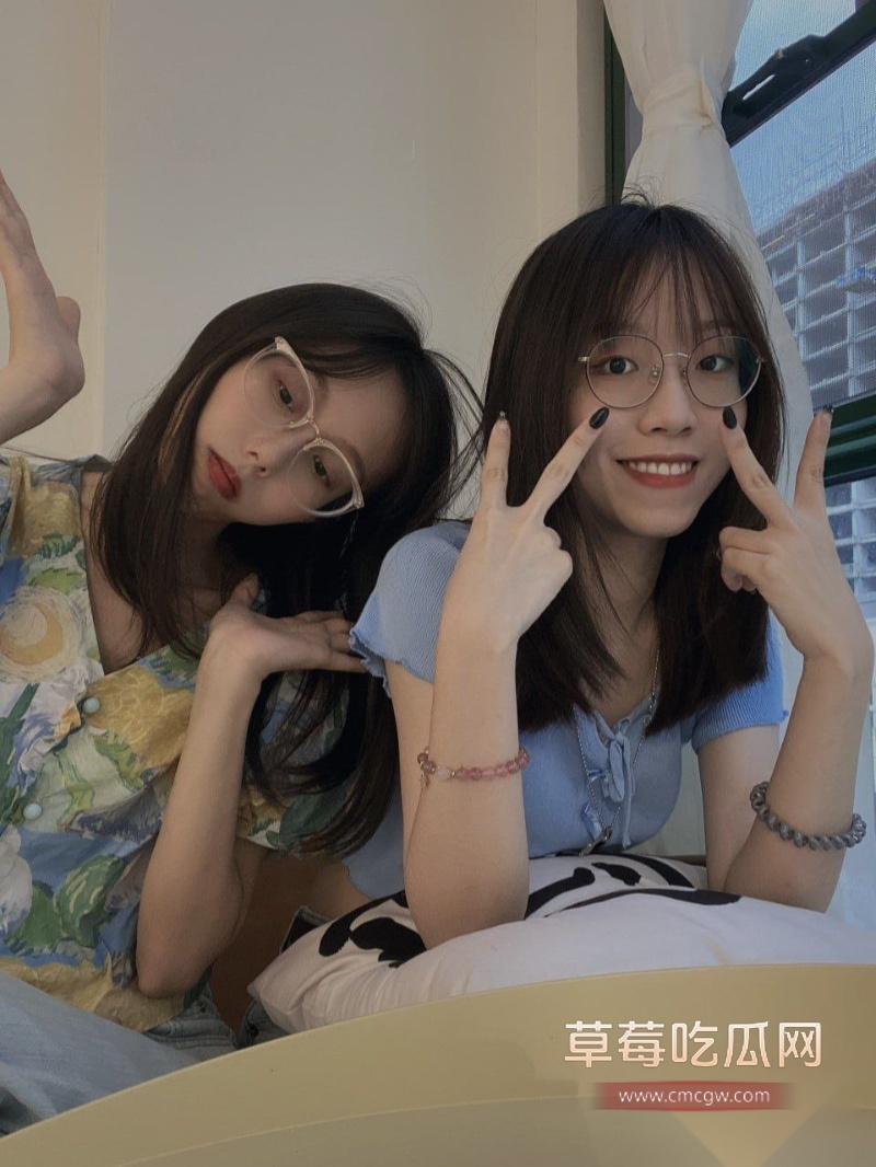 双胞胎妹妹 程甜甜 16 双胞胎妹妹 程甜甜 16