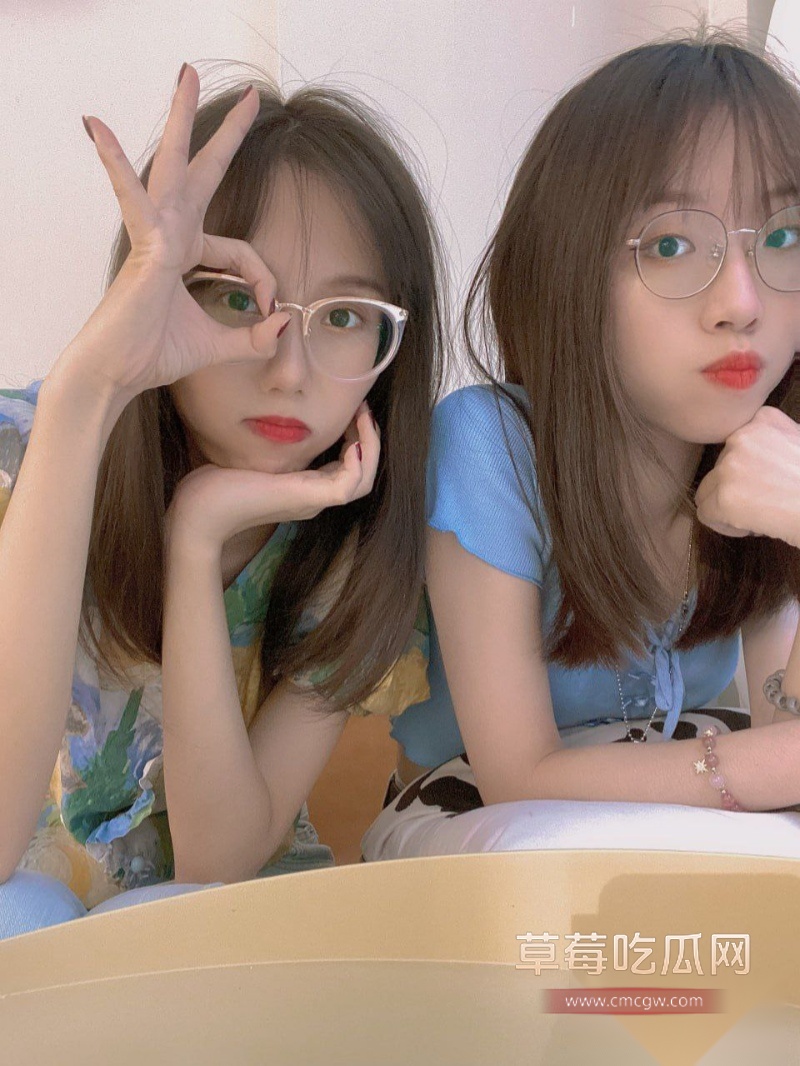 双胞胎妹妹 程甜甜 17 双胞胎妹妹 程甜甜 17