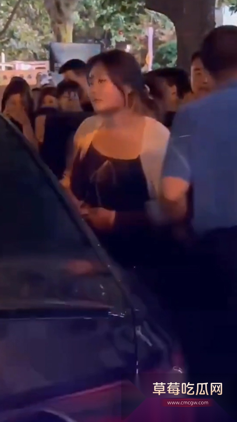 山东临沂沂南县抓奸大戏 7 山东临沂沂南县抓奸大戏 7