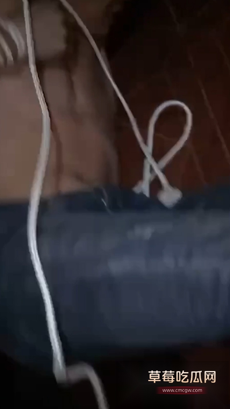 奸夫淫妇偷情被现场捉奸 3 奸夫淫妇偷情被现场捉奸 3