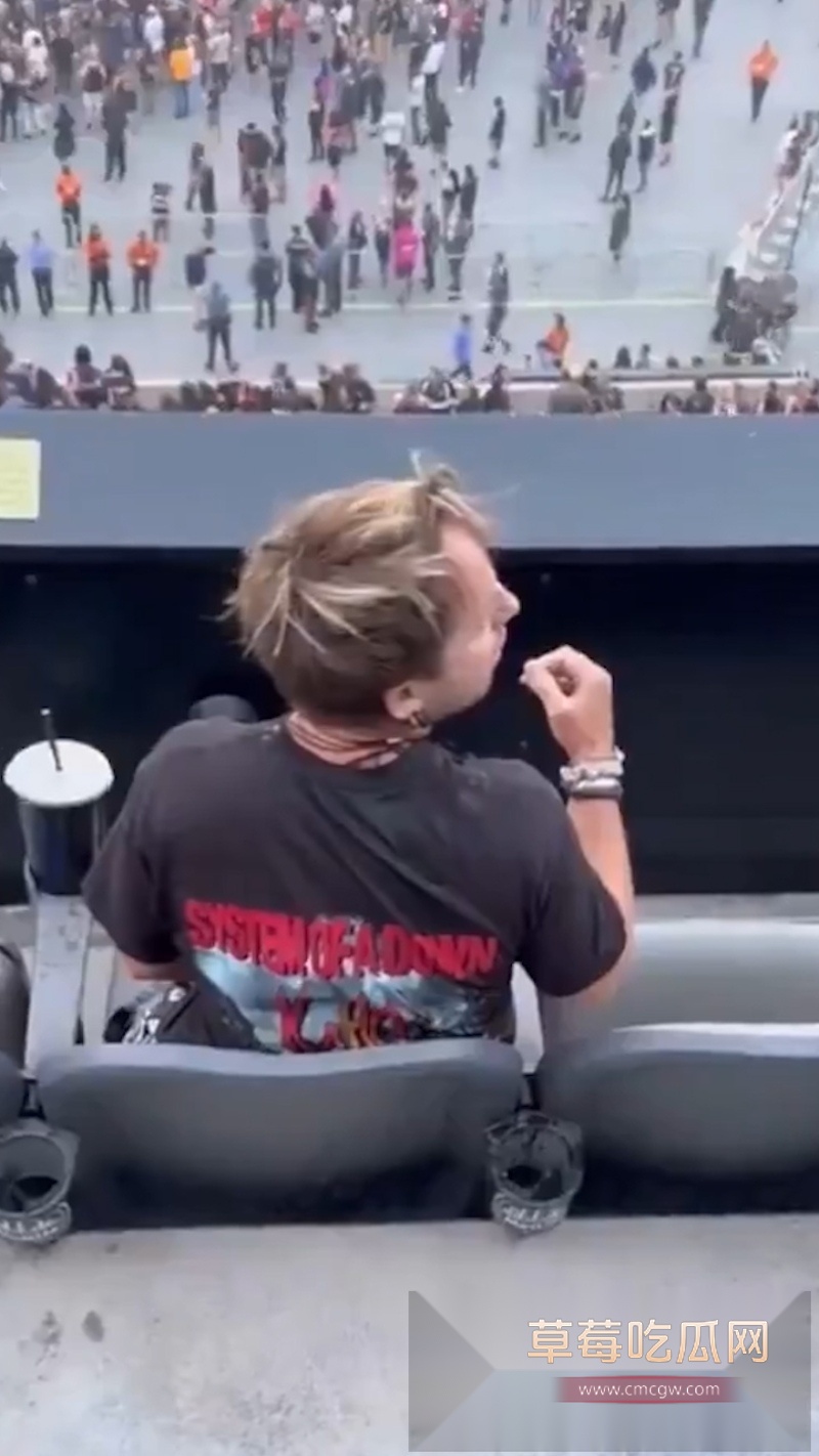 序列 1014.00001501.Still004W800px