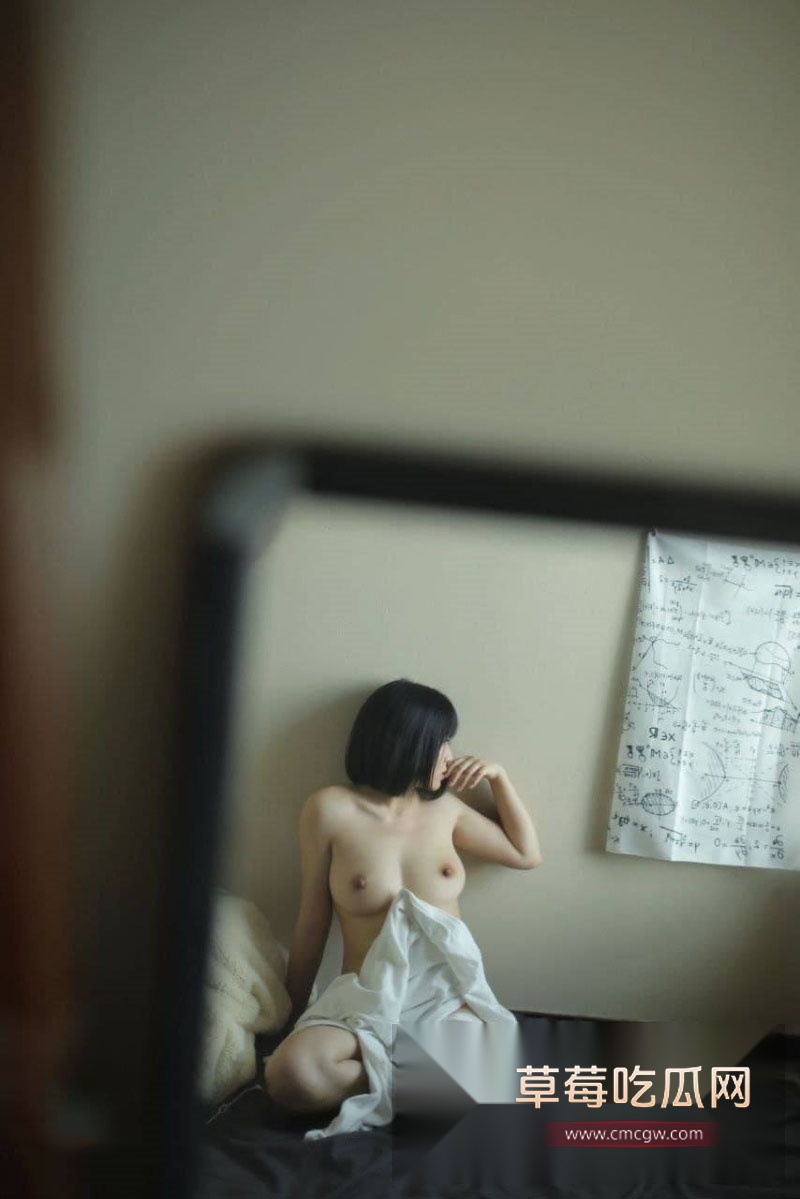 极品人妻叶思酒店跪舔金主 2 极品人妻叶思酒店跪舔金主 2