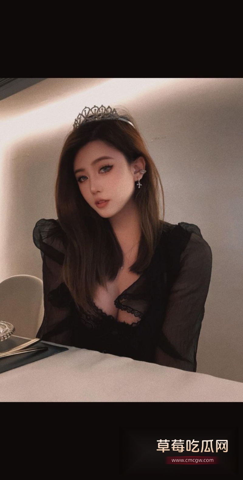 极品人妻叶思酒店跪舔金主 5 极品人妻叶思酒店跪舔金主 5