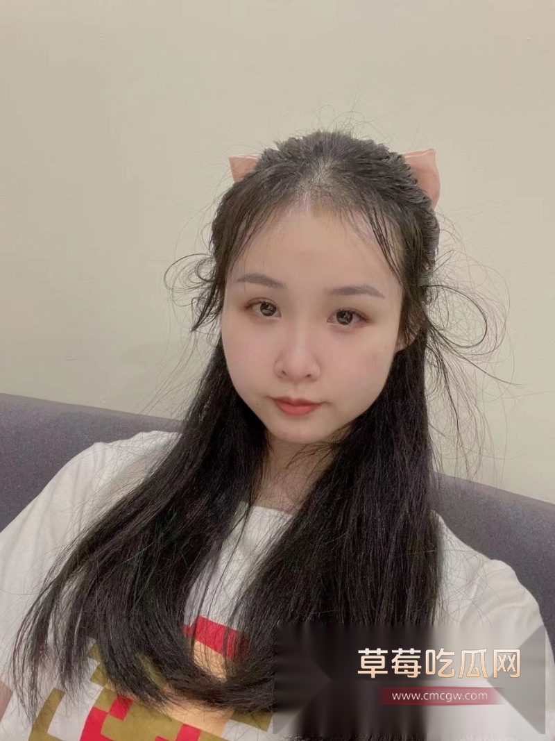 湖南银行女职员程芯琪 新婚燕尔就出来约炮  14