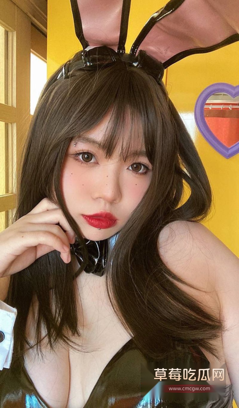 河南新乡女教师私下的反差样被男友泄密5