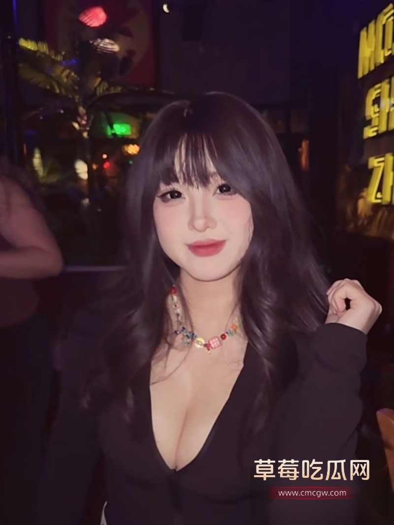 河北石家神似噗噗的女大学生 14 河北石家神似噗噗的女大学生 14