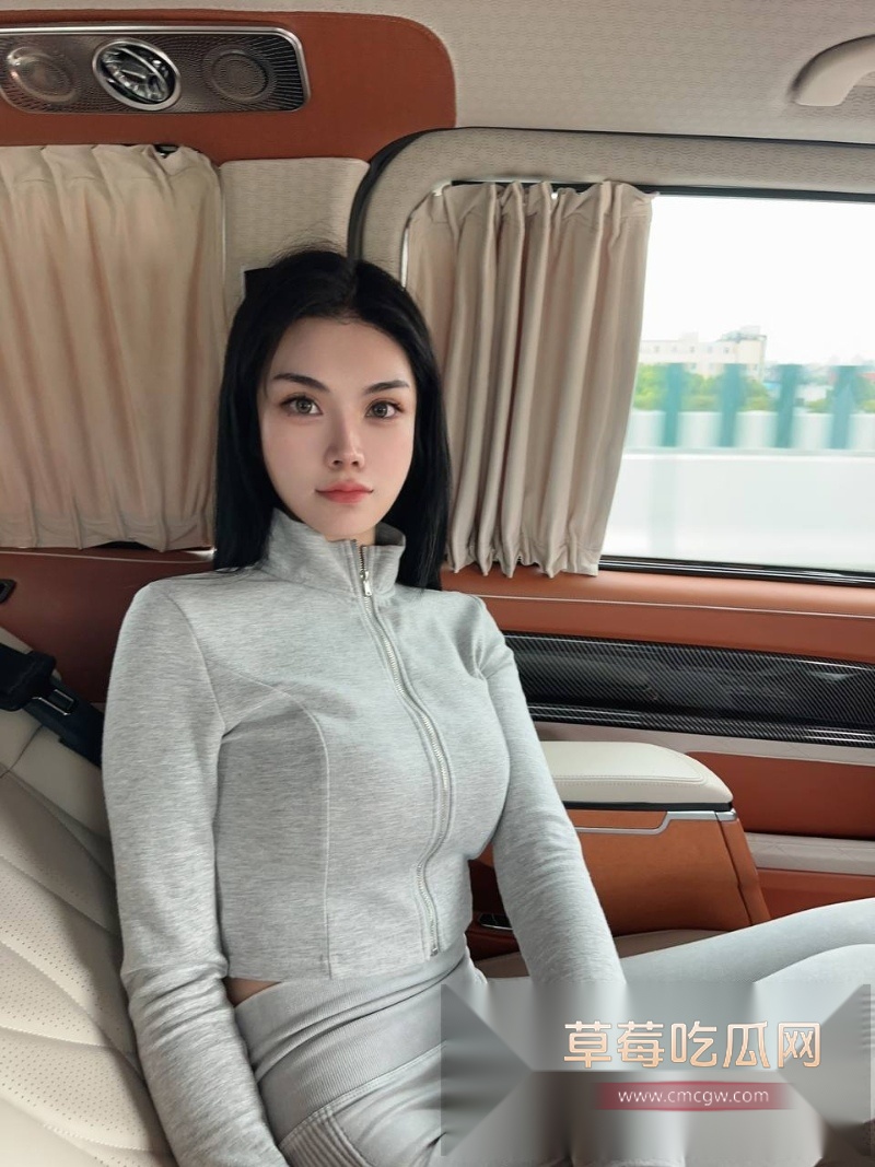 河北高颜值反差婊 李鑫 被男友泄密性爱日常 3