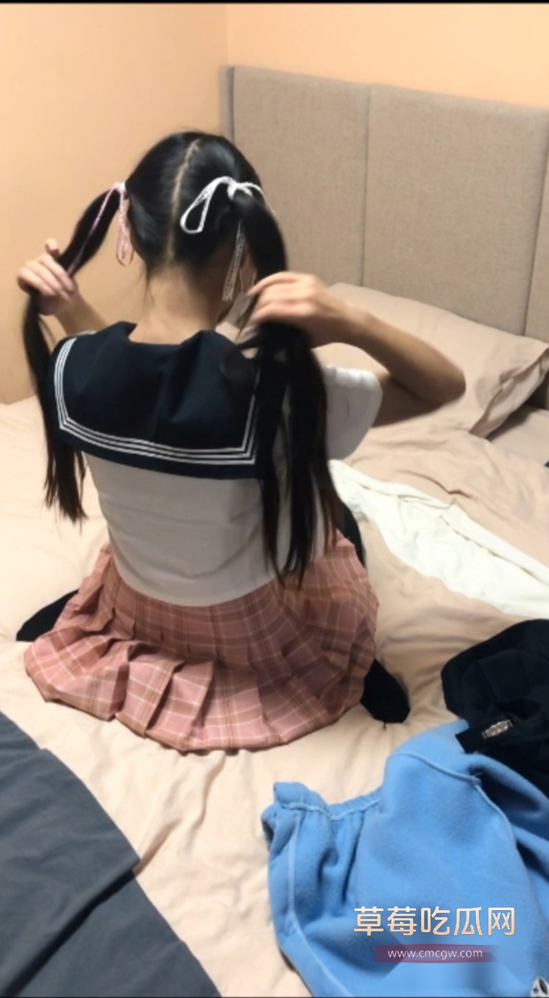 蒙眼捆绑调教双马尾小萝莉 2 蒙眼捆绑调教双马尾小萝莉 2