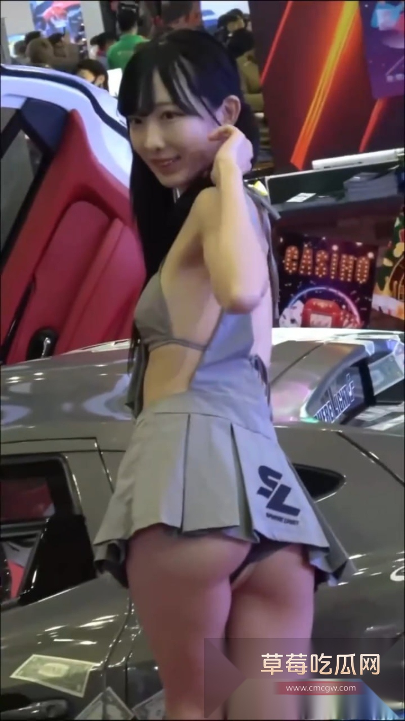 双马尾萝莉模特 天音 亮相车展现场 8 双马尾萝莉模特 天音 亮相车展现场 8