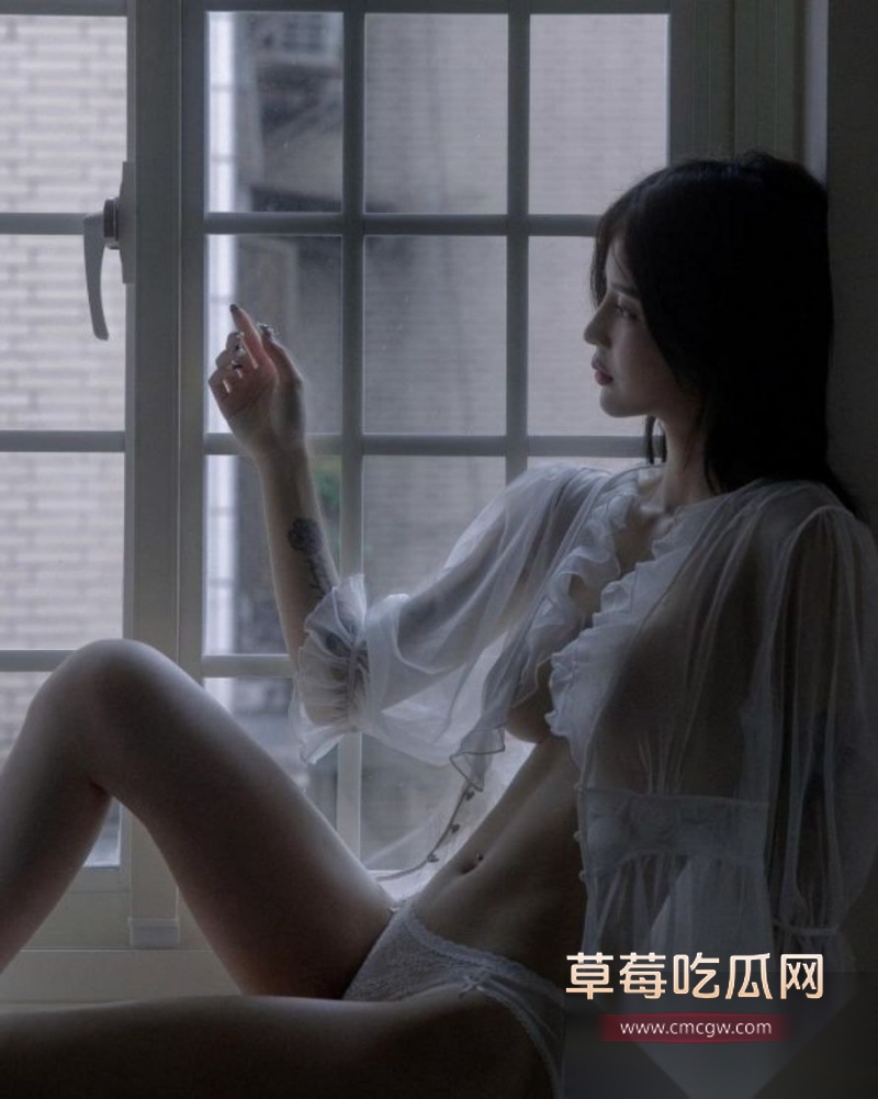 极品高颜值网红韩妮与前男友自拍 3