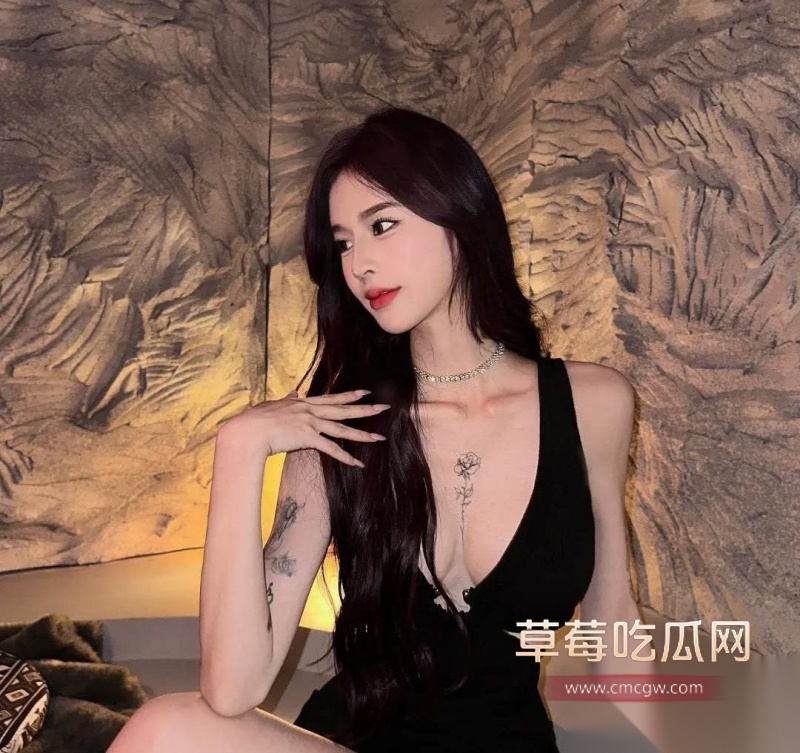 极品高颜值网红韩妮与前男友自拍 5