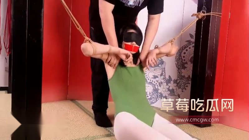 象人工作室猫猫SM虐足特辑2 象人工作室猫猫SM虐足特辑2