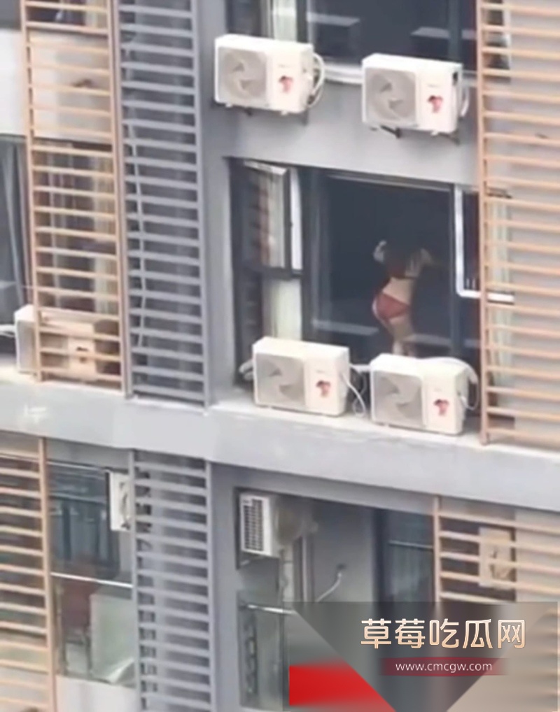 广东一小区业主拍到第三视角隔壁楼栋美女主播裸聊骚舞全过程 3 广东一小区业主拍到第三视角隔壁楼栋美女主播裸聊骚舞全过程 3