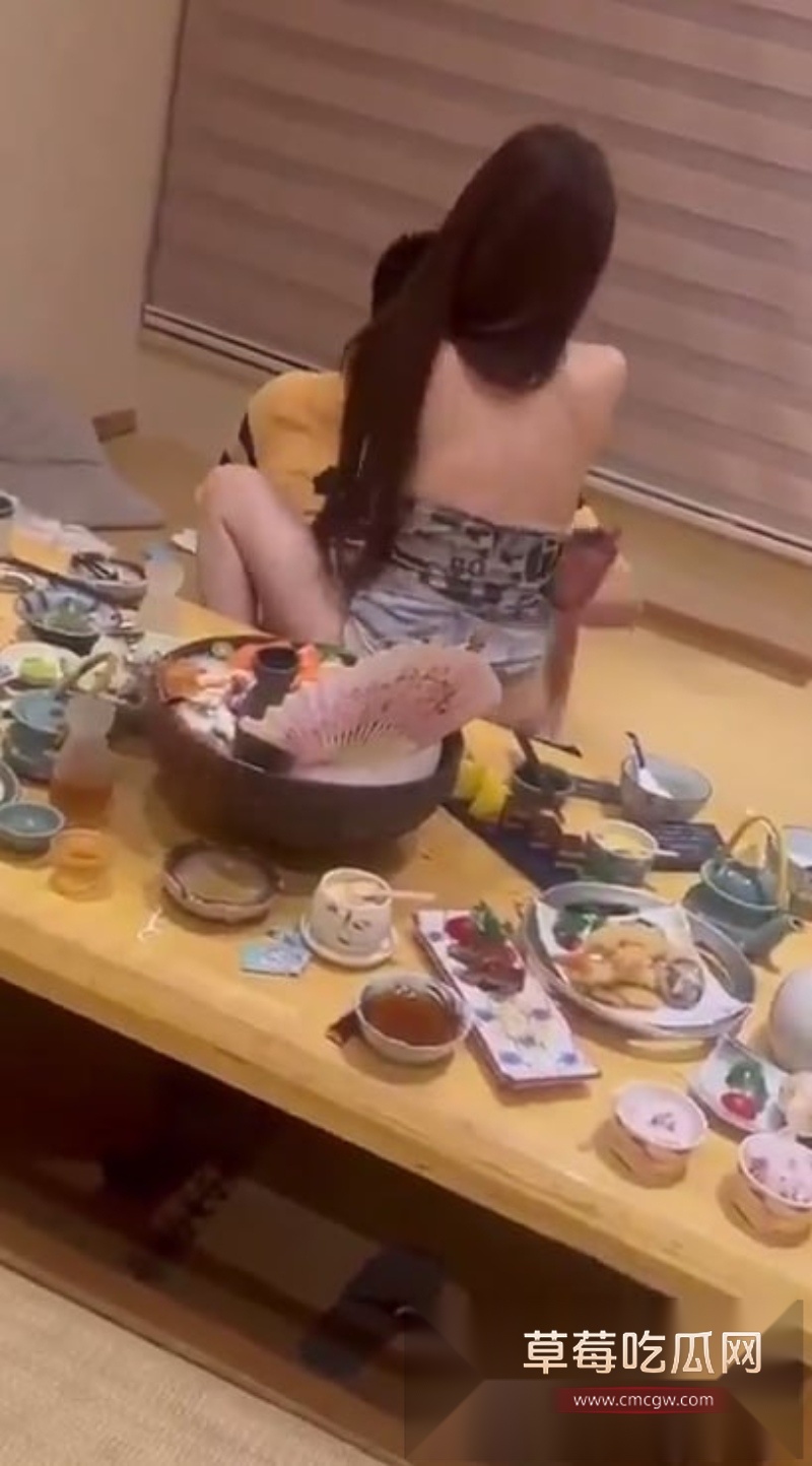 北京美女销售王宇婷被男客户约出去吃日料 7 北京美女销售王宇婷被男客户约出去吃日料 7