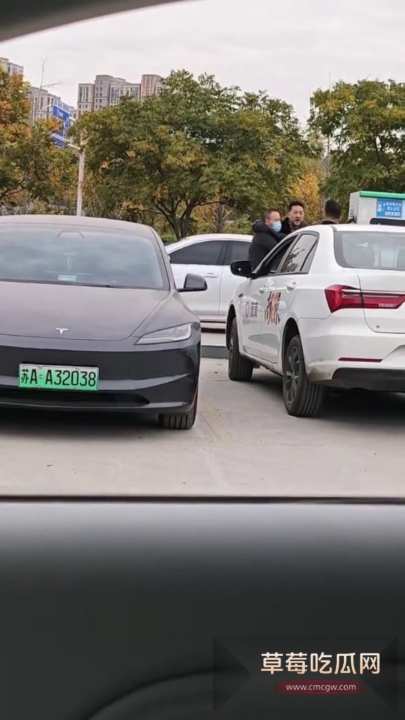 photo20251206150820W800px photo20251206150820W800px