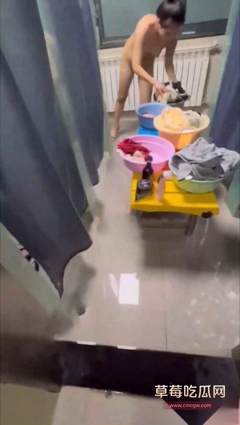 高价购买女生宿舍实拍视频 8