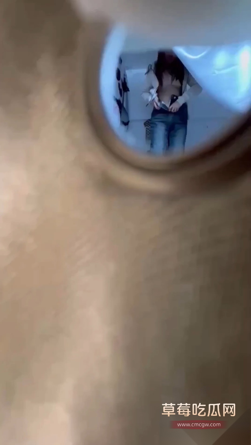 高价购买女生宿舍实拍视频 10