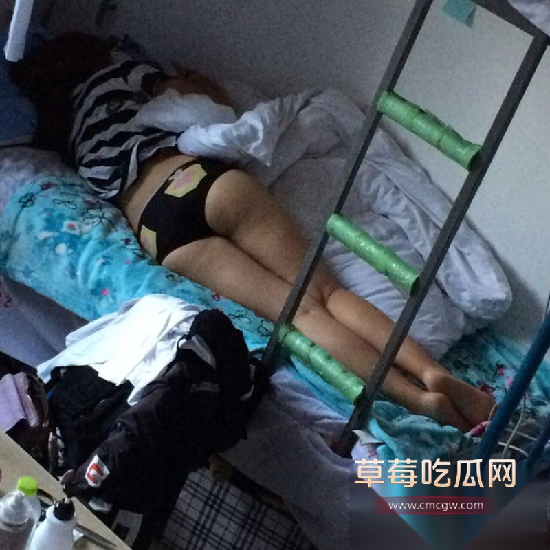 高价购买女生宿舍实拍视频 12