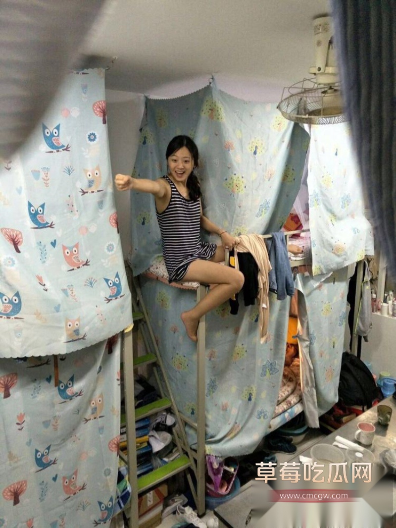 高价购买女生宿舍实拍视频 14