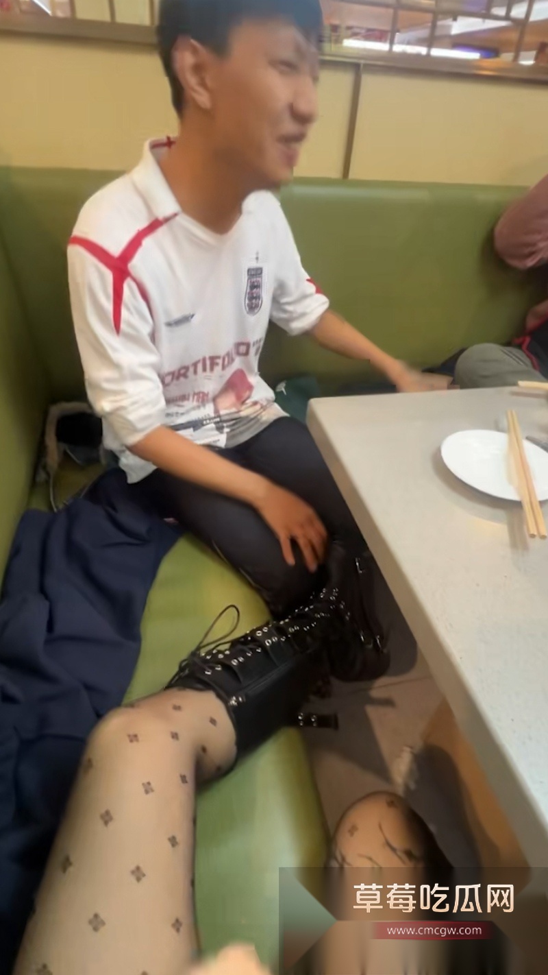 斗鱼李老八旗下直播员 张明权  4