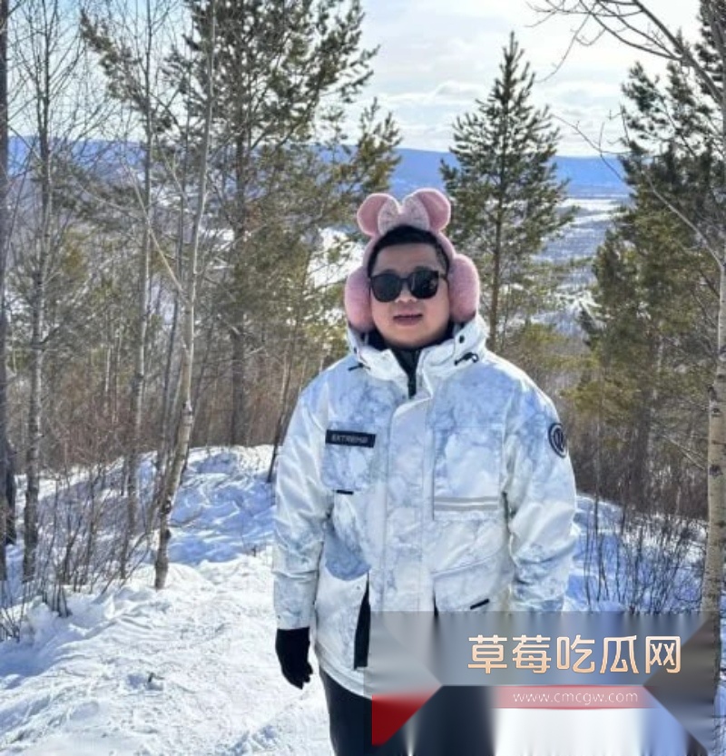 抖音大网红蓝战非被其捆绑女cp图图 12