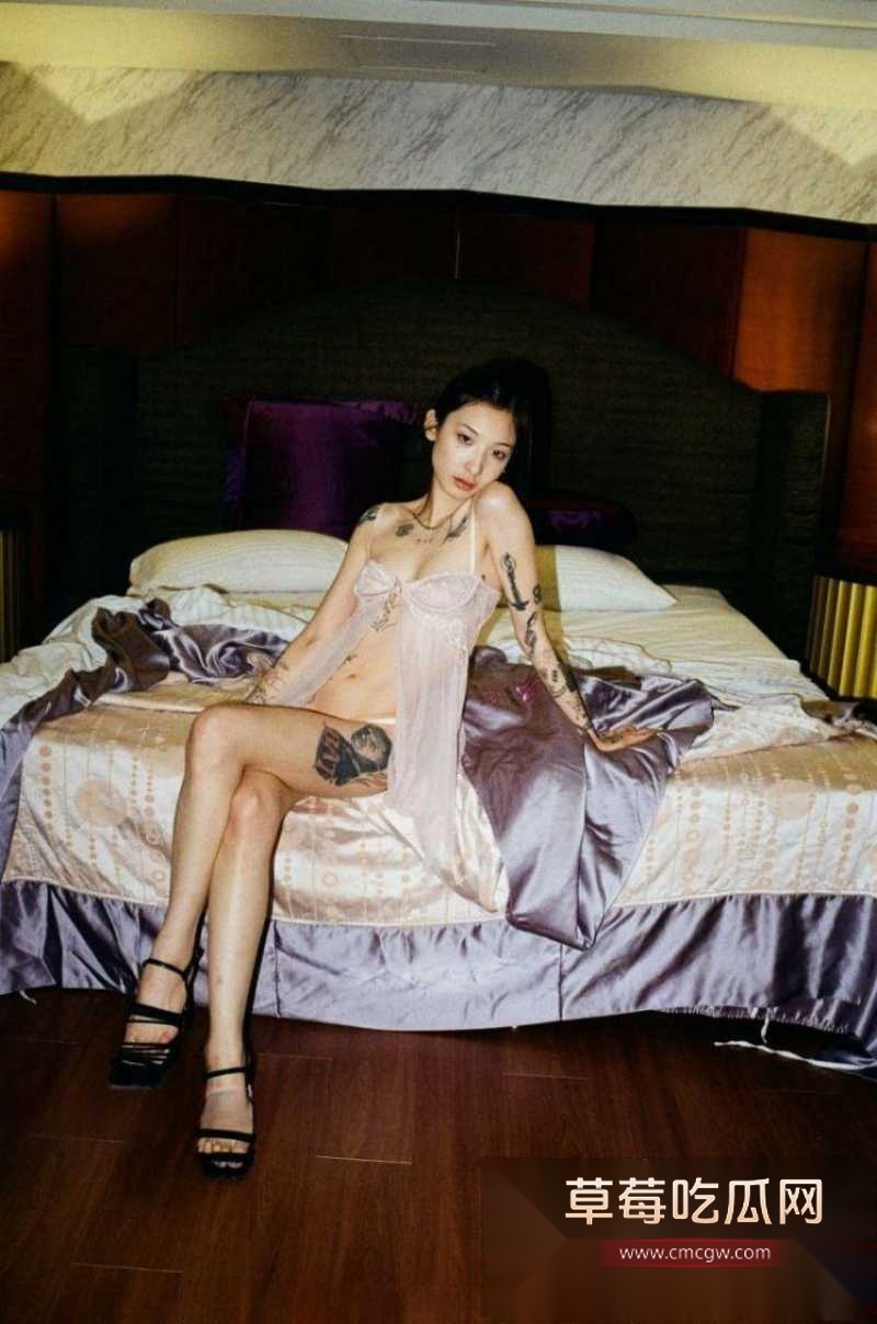 极品高颜值精神小妹反差婊 14 极品高颜值精神小妹反差婊 14