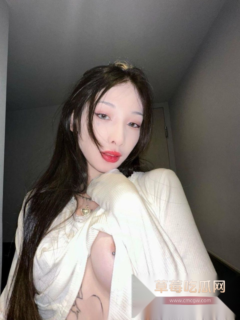 极品高颜值精神小妹反差婊 20 极品高颜值精神小妹反差婊 20