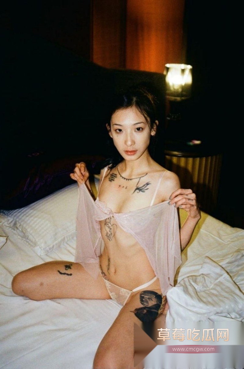 极品高颜值精神小妹反差婊 37 极品高颜值精神小妹反差婊 37