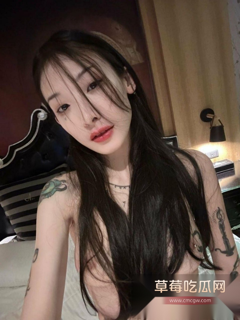 极品高颜值精神小妹反差婊 43 极品高颜值精神小妹反差婊 43