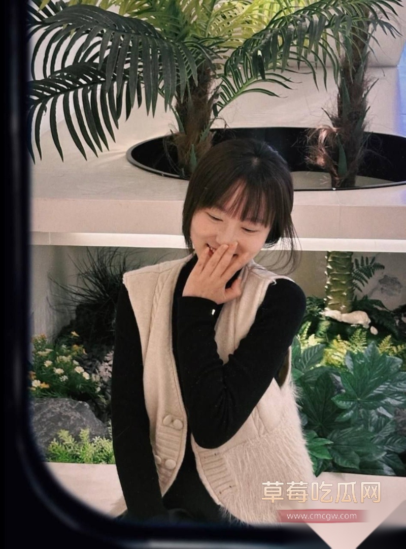 河南郑州教师人妻反差得一比 7