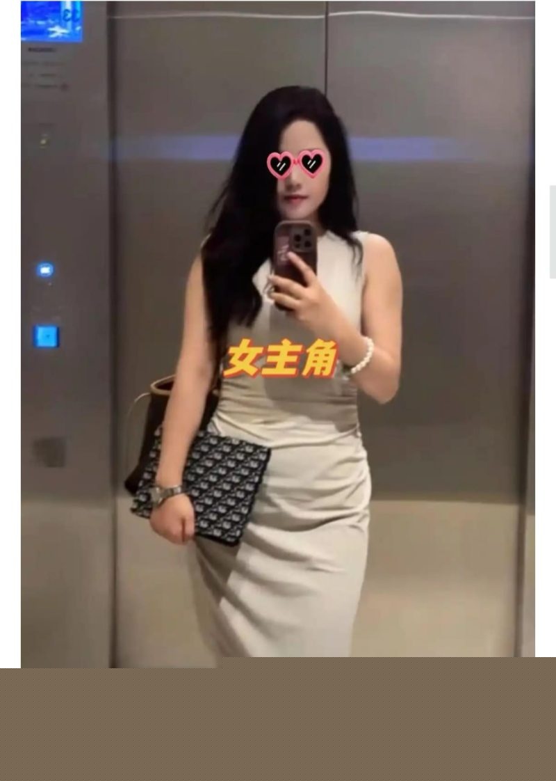 女销冠梁菲高颜值照片5