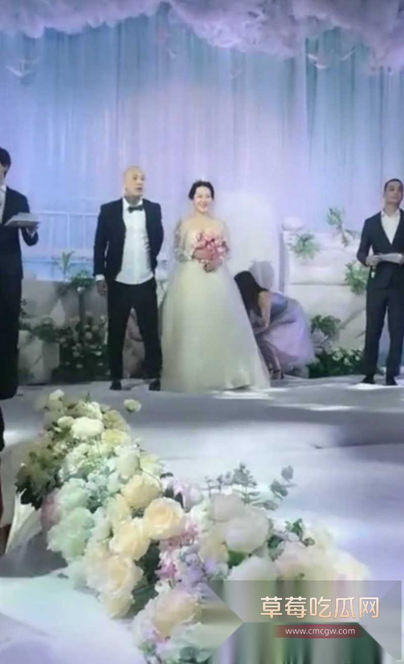 快手3000万粉大网红Fz方丈直播间自曝因老婆不让碰所以多次出轨 13 快手3000万粉大网红Fz方丈直播间自曝因老婆不让碰所以多次出轨 13