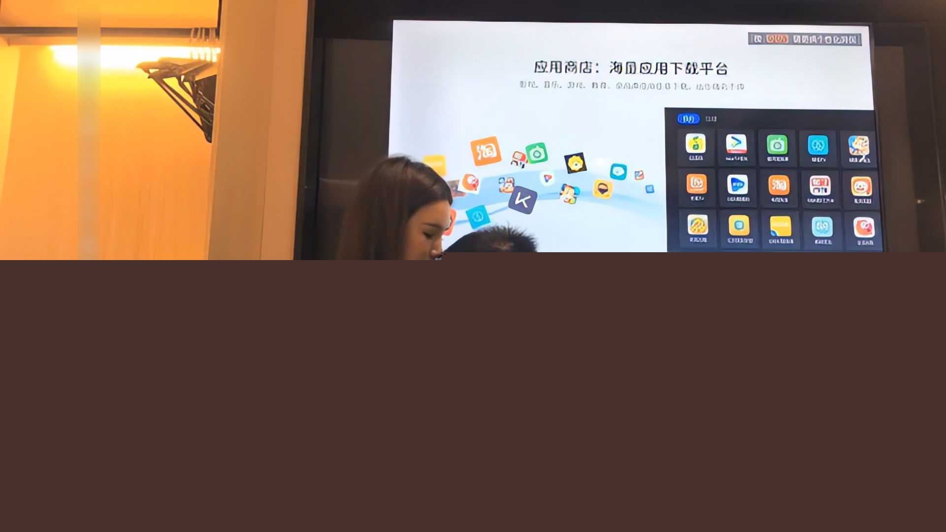 午夜寻花高颜值大长腿妹子 8