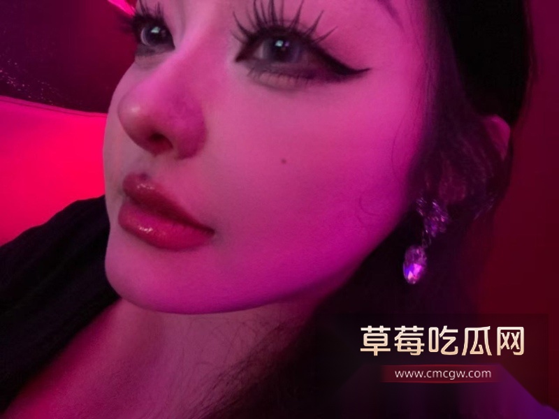 成都成华区大奶母狗周雨桐勾引闺蜜男友 5 成都成华区大奶母狗周雨桐勾引闺蜜男友 5