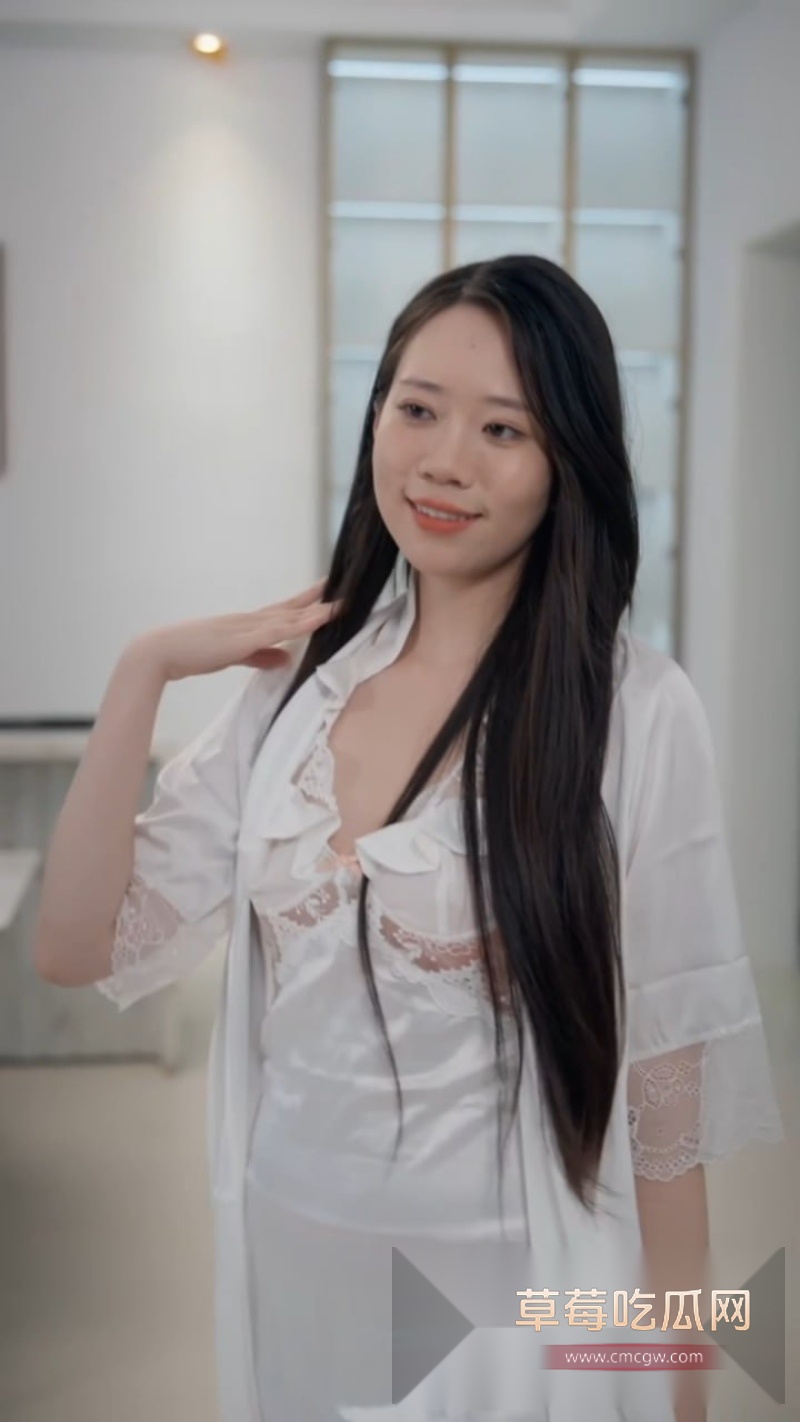 擦边短剧美女猫的诱惑第二部 7