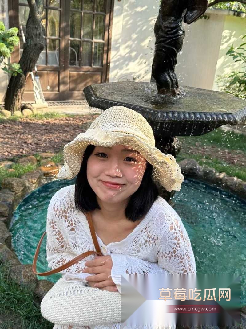 黑龙江齐齐哈尔高颜值骚母狗李雨萌 1