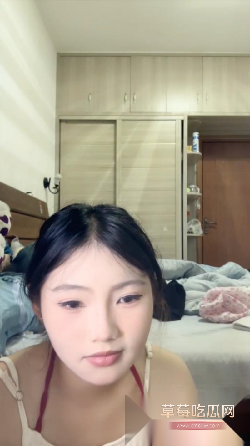 全网最火眼镜妹困困兔 4 全网最火眼镜妹困困兔 4