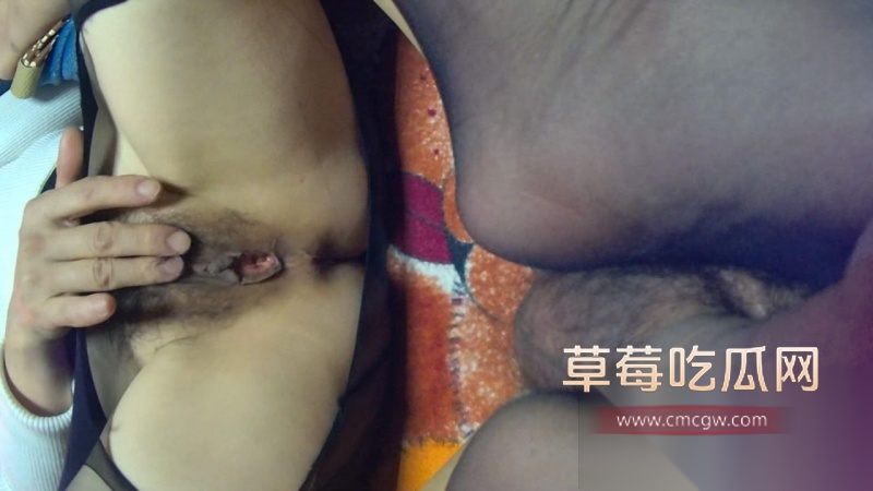 原创 调教五十骚小姨穿黑丝袜给我足交 4 原创 调教五十骚小姨穿黑丝袜给我足交 4