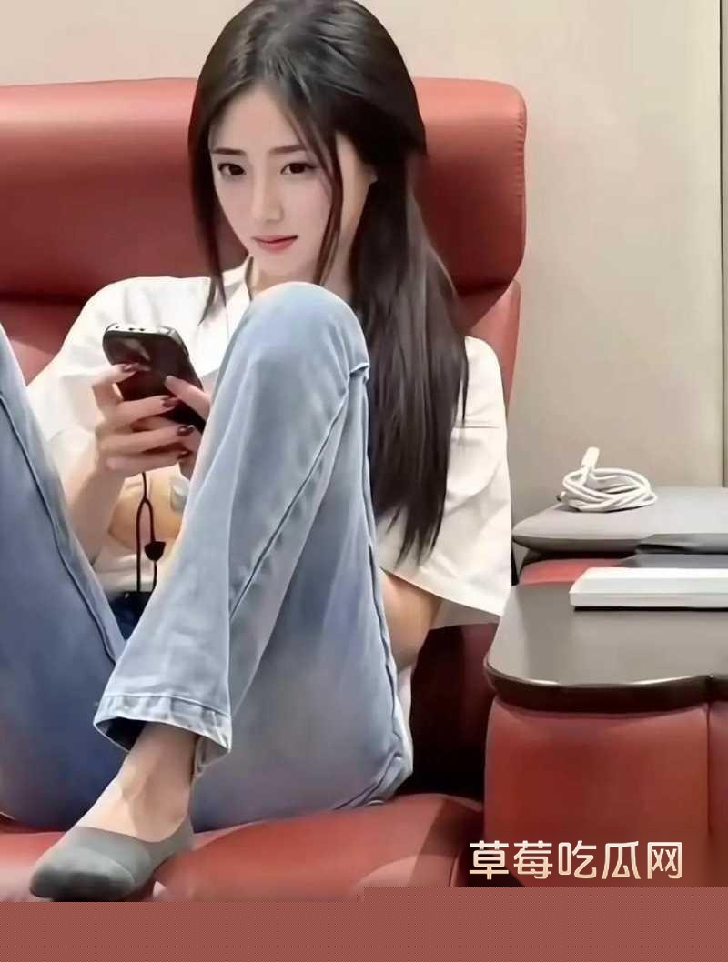 白衬衫牛仔裤女孩的白月光杀伤力1 白衬衫牛仔裤女孩的白月光杀伤力1