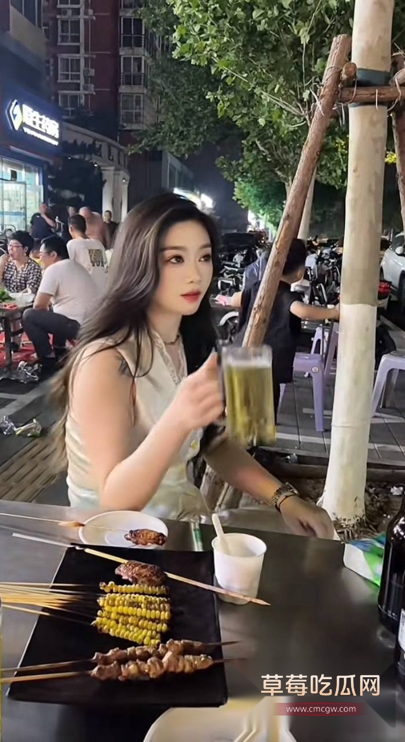 抖音网红阿火照片4 抖音网红阿火照片4