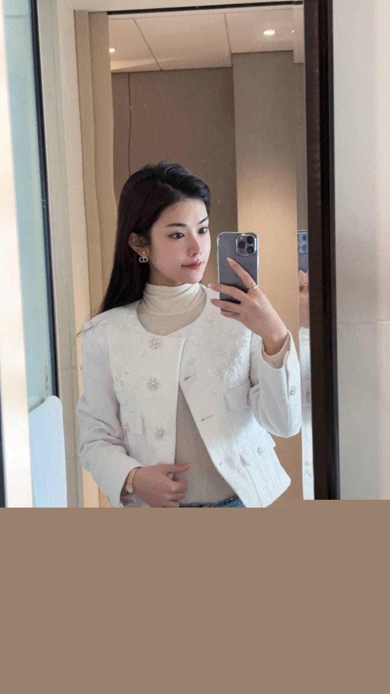 冷白皮纹身女神潇可儿2 冷白皮纹身女神潇可儿2