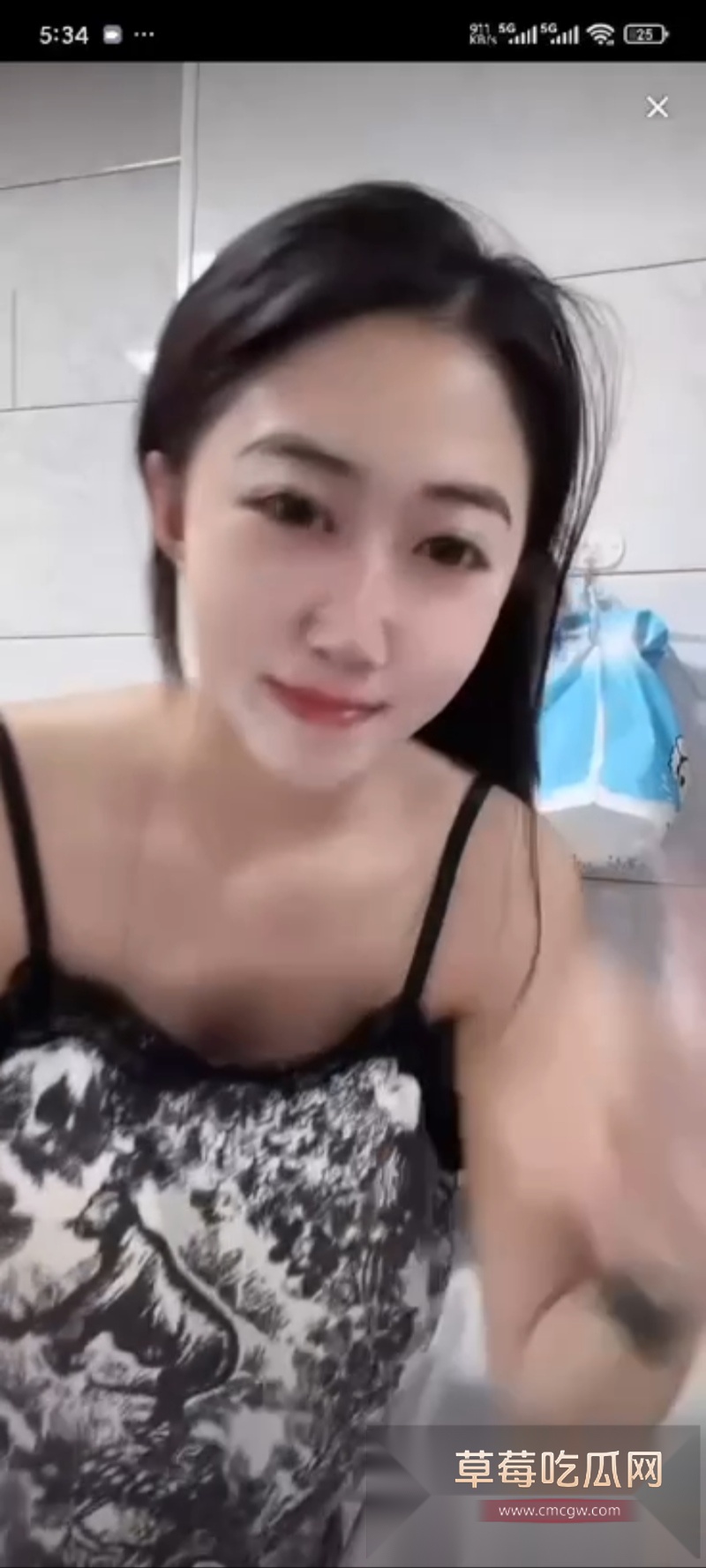 快手抖音女主播走光合集系列 18 快手抖音女主播走光合集系列 18